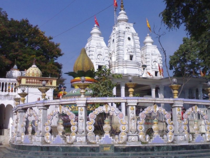 Khajrana Temple